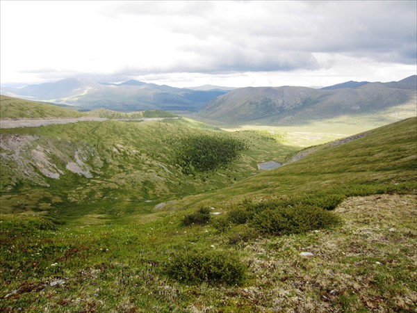 Вид с перевала на Кызыл-Тайгу.