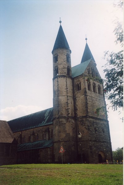 Гернроде,  церковь св. Кириака (Цириакускирхе; после 961)