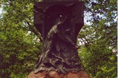 Памятник экипажу миноносца «Стерегущий»