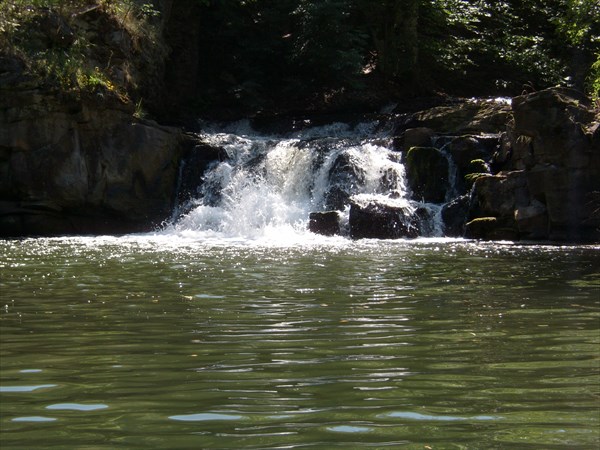 Водопад "Шумок" в с. Каменка.