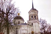 Ярополец, усадьба Гончаровых, Предтеченская церковь