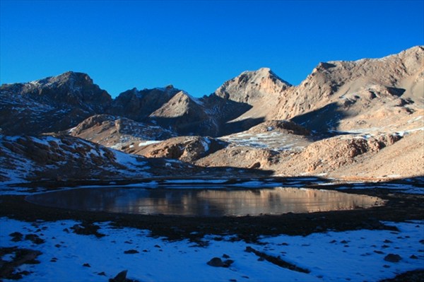 Предпоследнее озеро плато Ёдигёль в направлении к долине р.Аджир