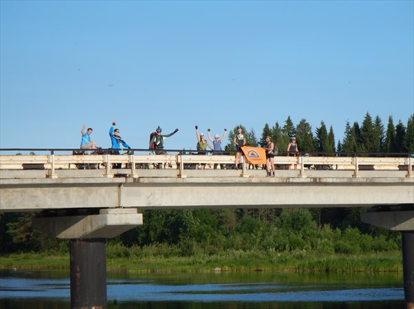 Мост через р. Межевую Утку.