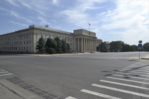 Бишкек. Центральная площадь.