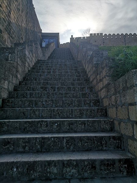 Лестница к крепости