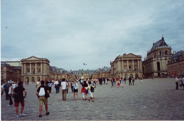 Версаль, Париж