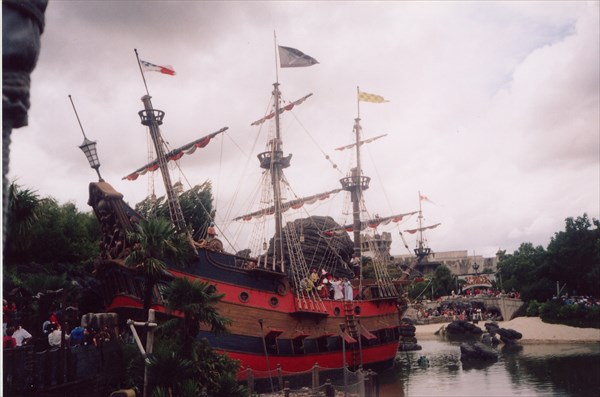 Пираты Карибского моря, Диснейленд