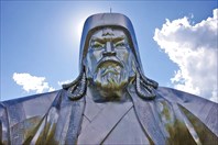 1-Мемориальный комплекс Чингисхану в Цонжин-Болдоге