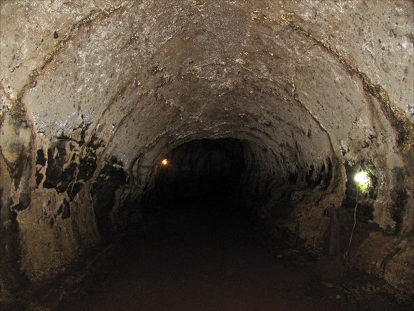 лавовый тоннель