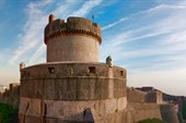 Крепостные стены Дубровника. Башня Минчета.