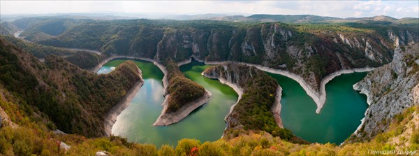 на фото: Каньон Увац