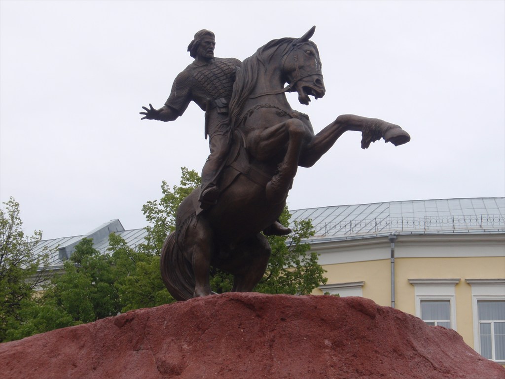Памятник Евпатию Коловрату В Рязани Фото