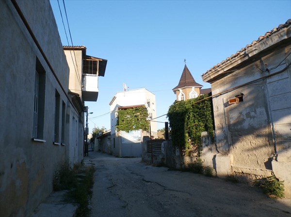 Старая улочка Евпатории