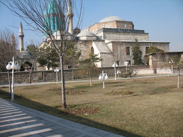 Г. Кония. Музей-усыпальница Мевляна Руми.