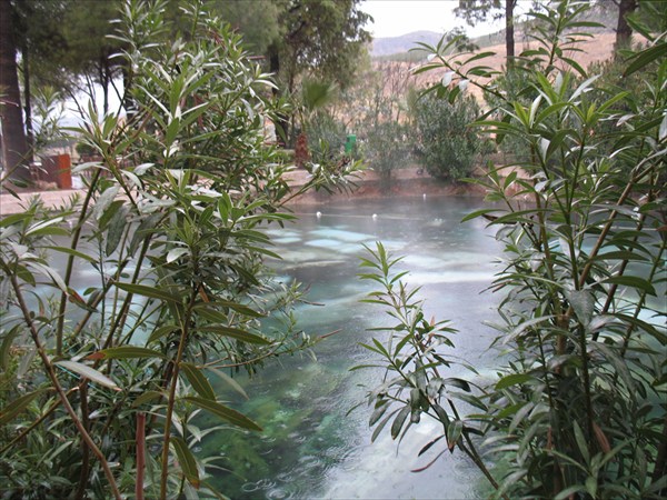 Бассейн Клеопатры. Горячий источник