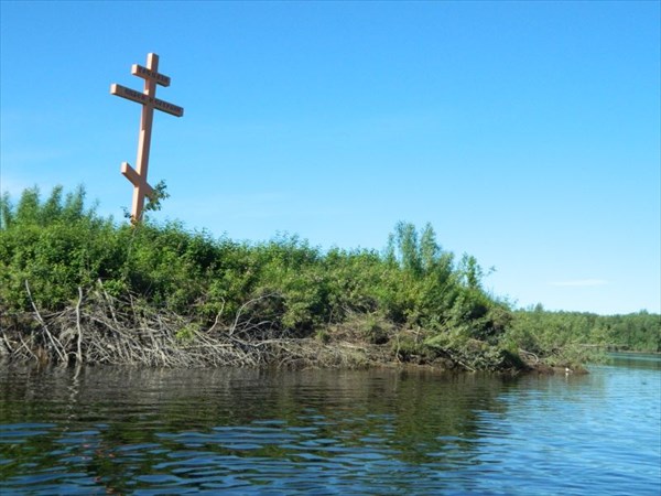 Щекурья, поклонный крест