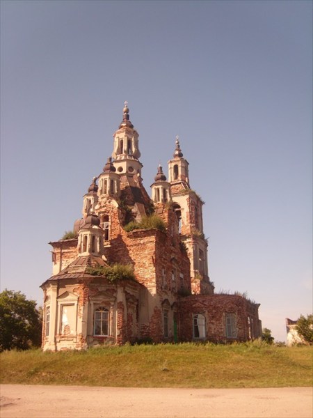 Церковь Флора и Лавра