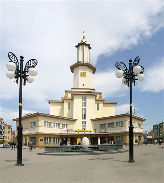 Ивано-Франковская ратуша