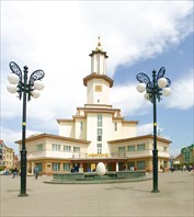 Ивано-Франковская ратуша-Ратуша