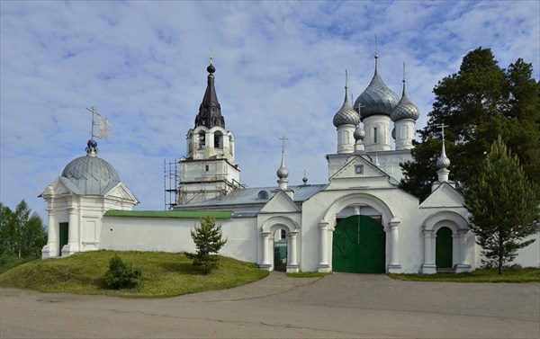 Троице-Сыпанов Пахомиево-Нерехтский монастырь