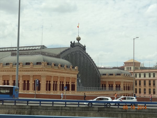 Вокзал Аточа.