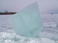 Под Лед