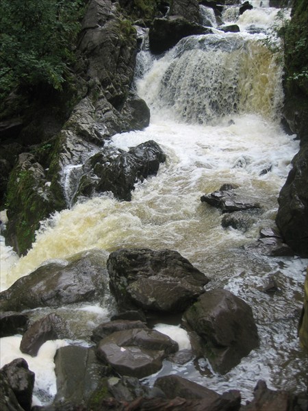 водопад на "Третьей речке"