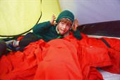 В палатке хорошо, когда снаружи дождь