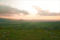 Вечерний вид с Долгоруковского плато на район Перевального-село Перевальное