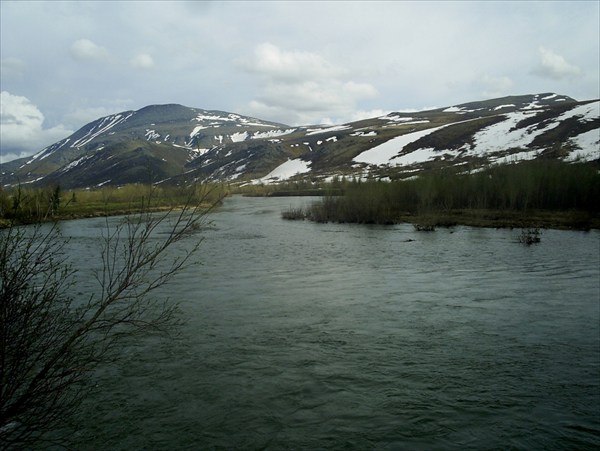 Река Собь. Вид с ж.д полотна