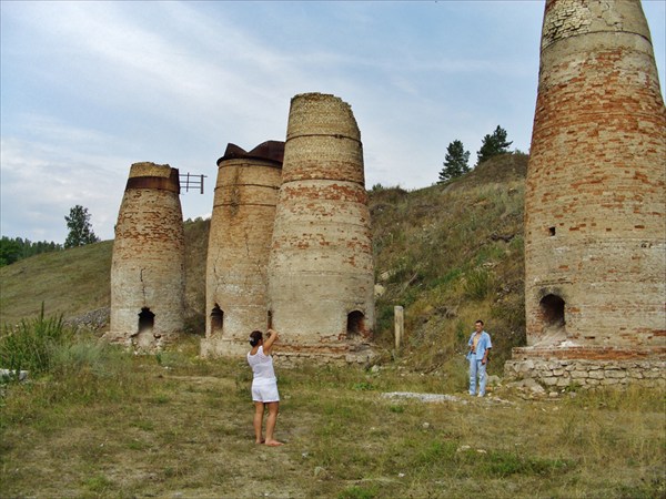 Печи для обжига известняка.