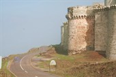 road near Crac de Chevaliers