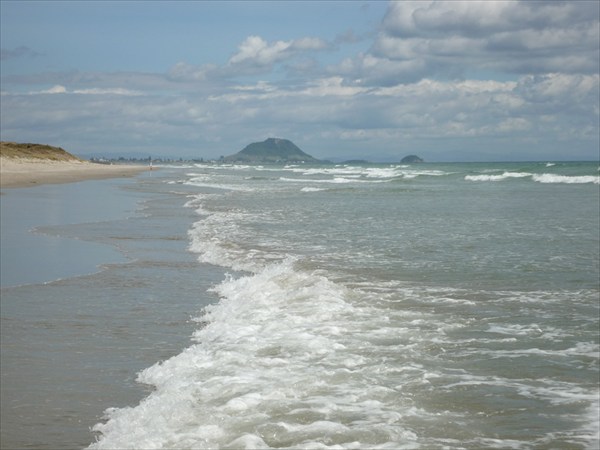 Papamoa Beach