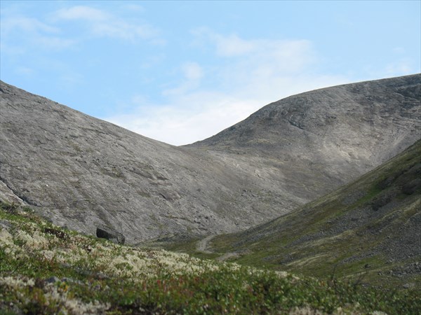 Вид на перевал Ю. Рисчорр