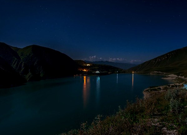 Чечня. Озеро Казеной-Ам ночью