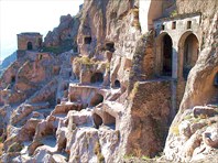 Вардзиа-Вардзия — пещерный монастырь