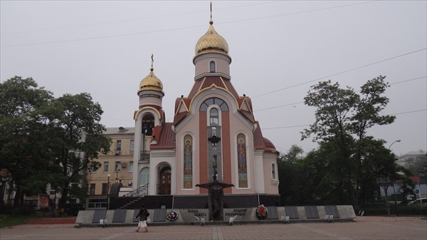 Храм на Батарейной.