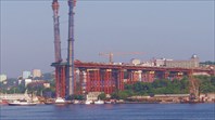 Мост через бухту "Золотой рог".