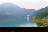 Водохранилище на р. Миньцзян (Zipingpu Reservoir).