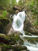 на фото: Жигаланские водопады.