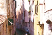 Узкие улочки Венеции