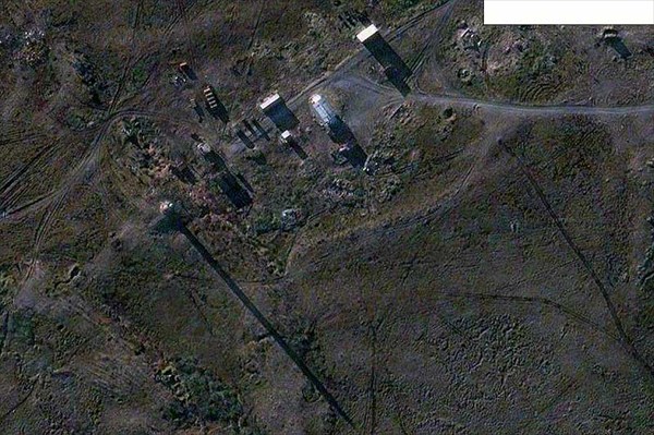 Снимок. 1. Космический снимок с Google Maps: Маяк на м. Немецком