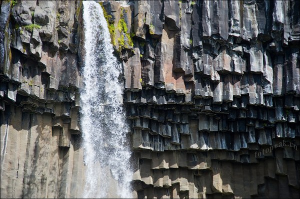 Национальный парк Скафтафель (Skaftafell), водопад Свартифосс