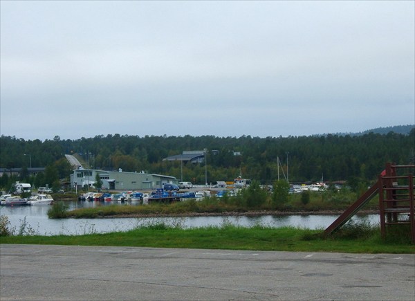 И снова уже знакомый пос. Инари