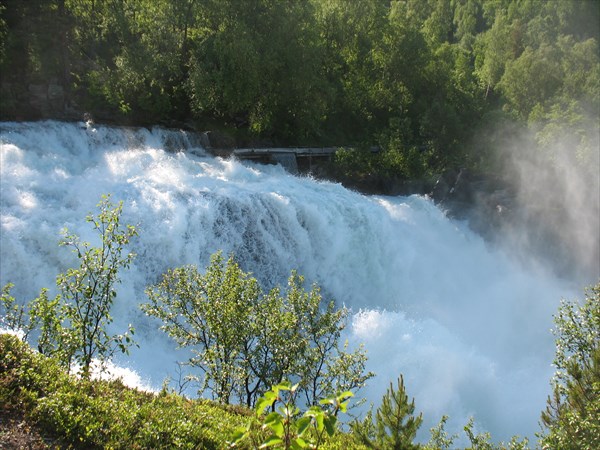 Верхняя ступенька водопада