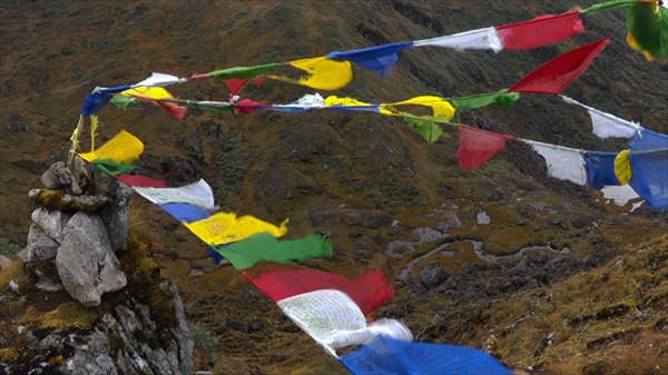 Флаги над джунглями. Спрятанный буддийский рай на краю света