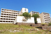 Развалины советского санатория в Кани