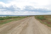 Дорога от поселка к озеру Баскунчак