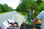 Семья велотуристов из Сербии