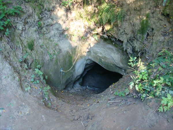 Вход в Танечкину пещеру
